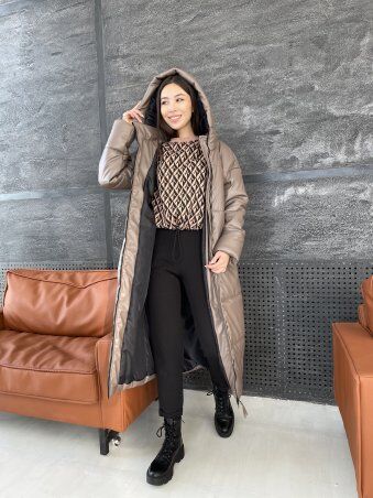 K&ML: Зимнее женское пальто из эко кожи с поясом 4 - фото 11